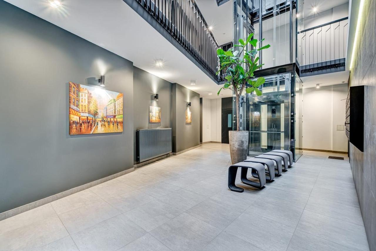 Happy Just Studio, Self Check-in-24x7,parking-in-the-underground-garage *